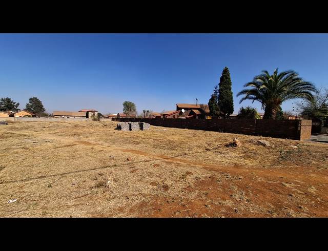 2,032M² VACANT LAND SOLD IN HENLEY ON KLIP